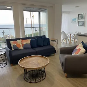 Seaview West Coast - Exceptional - 2 Bedrooms Sleeps 5 -stunning Sea Views - 500 Metres To Bournemouth